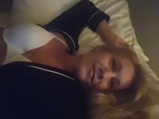 SapphireRose25 Mature webcam from United States