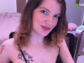 SweetLuci Submissive webcam from Brazil